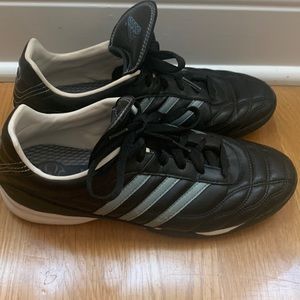 Adidas Womens Indoor Soccer Shoes Size 8